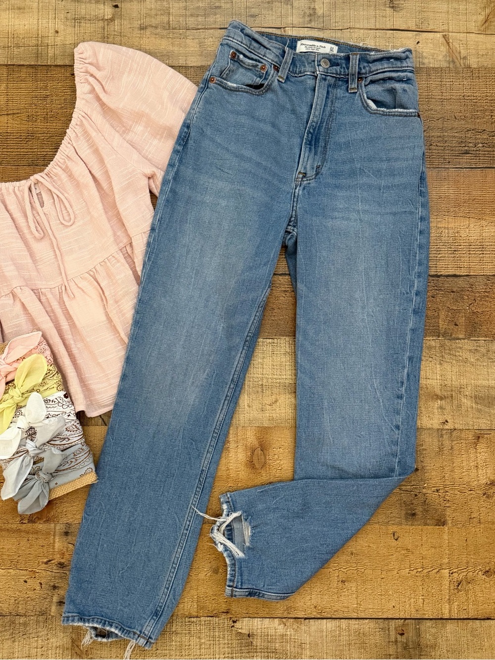 Abercrombie & Fitch Light Blue High-Rise Jeans Curve Love